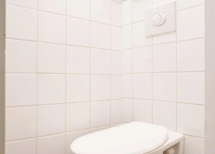 Near Center - 3min Walk To U4 Metro Apartamento Viena